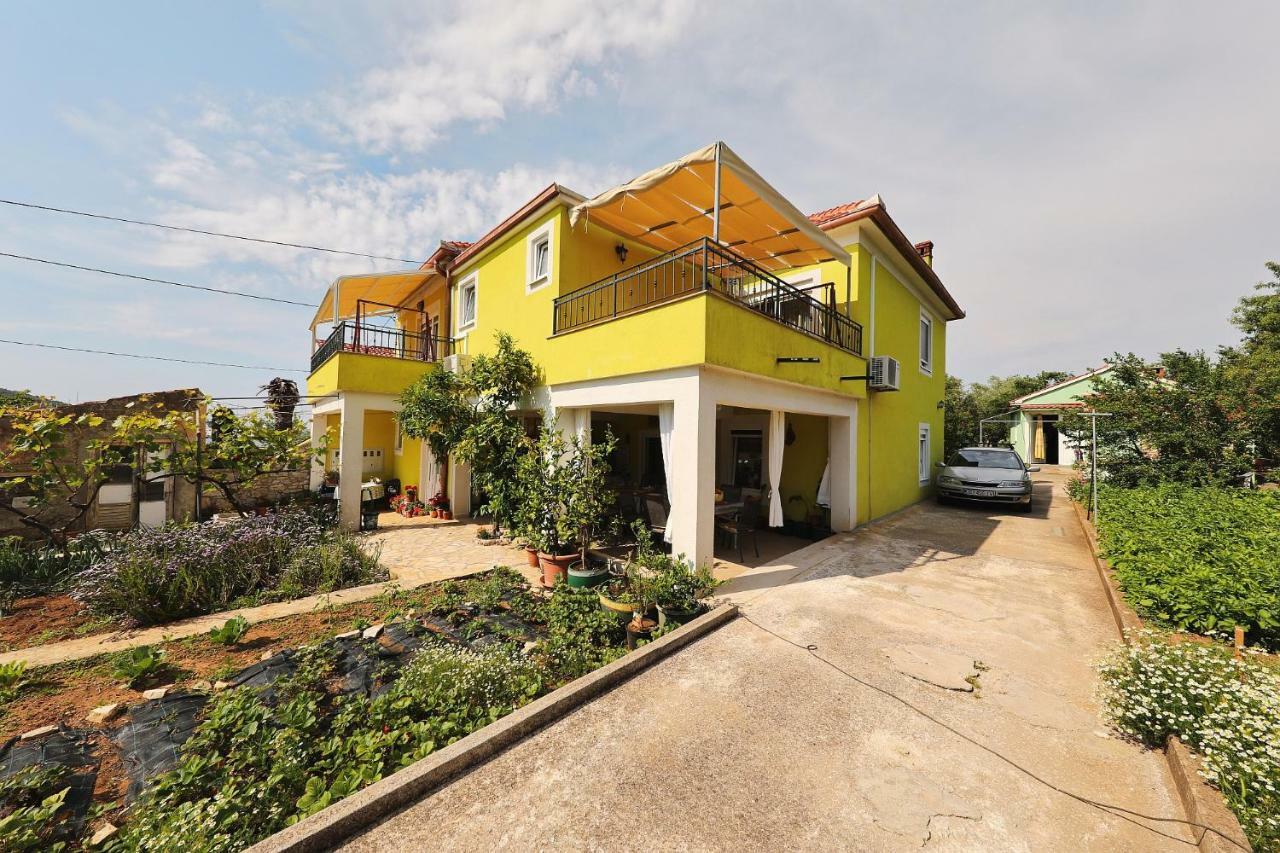 Apartament Senkini Dvori Sutomiscica Zewnętrze zdjęcie