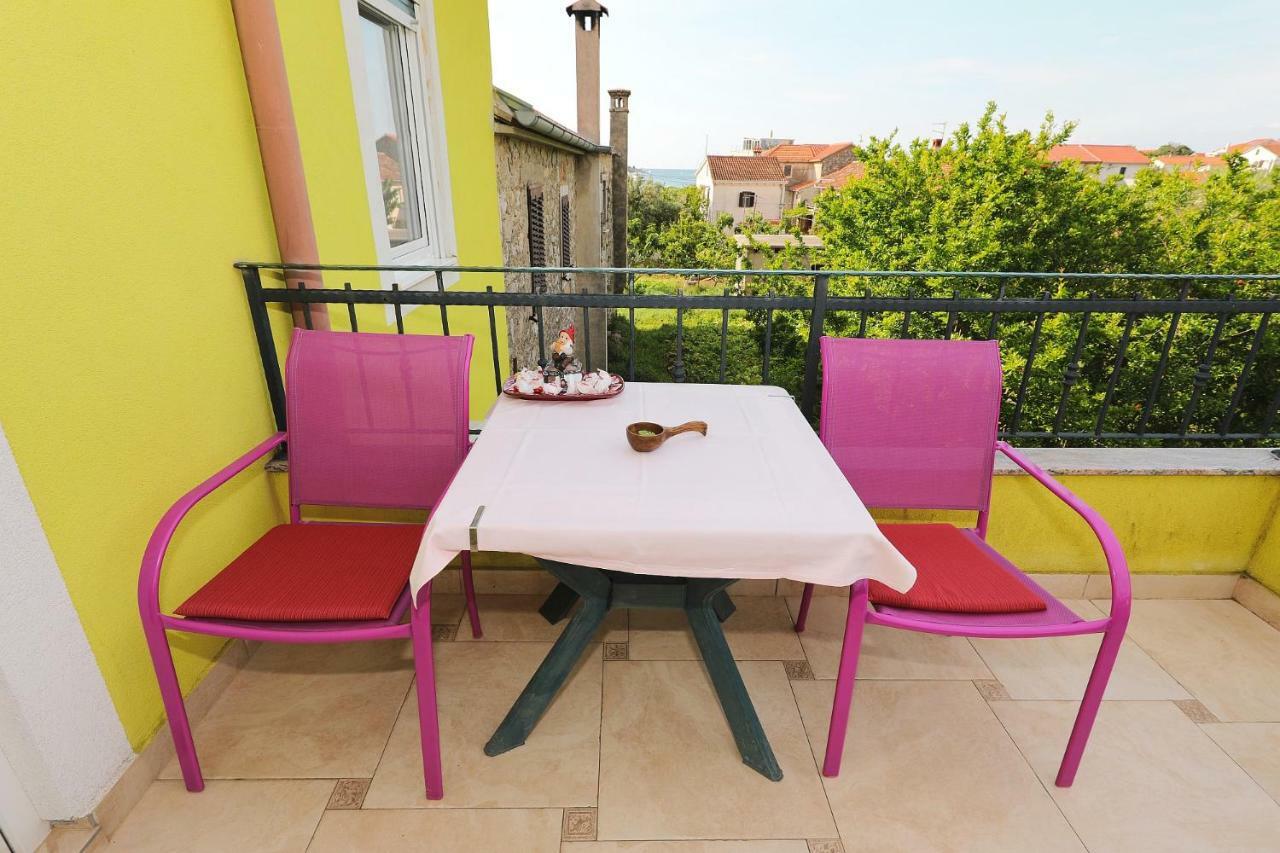 Apartament Senkini Dvori Sutomiscica Zewnętrze zdjęcie