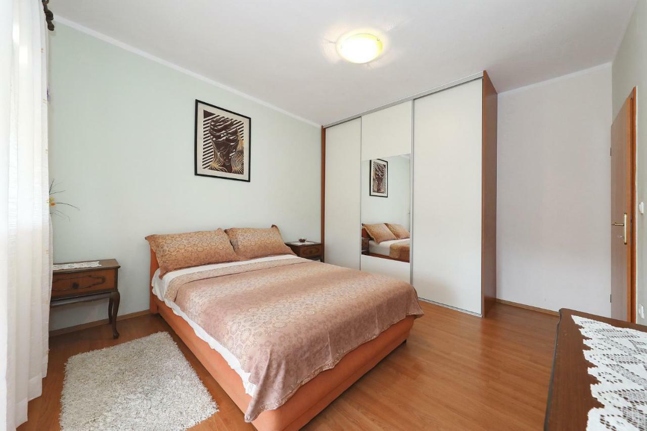 Apartament Senkini Dvori Sutomiscica Zewnętrze zdjęcie
