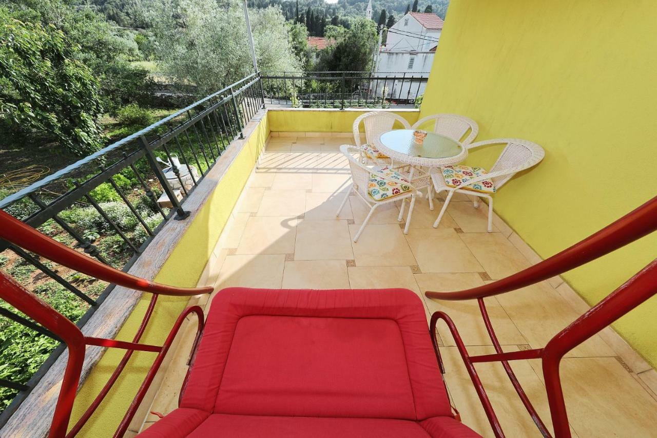 Apartament Senkini Dvori Sutomiscica Zewnętrze zdjęcie